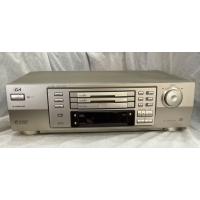 JVC XV-M567 3 disc DVD Player